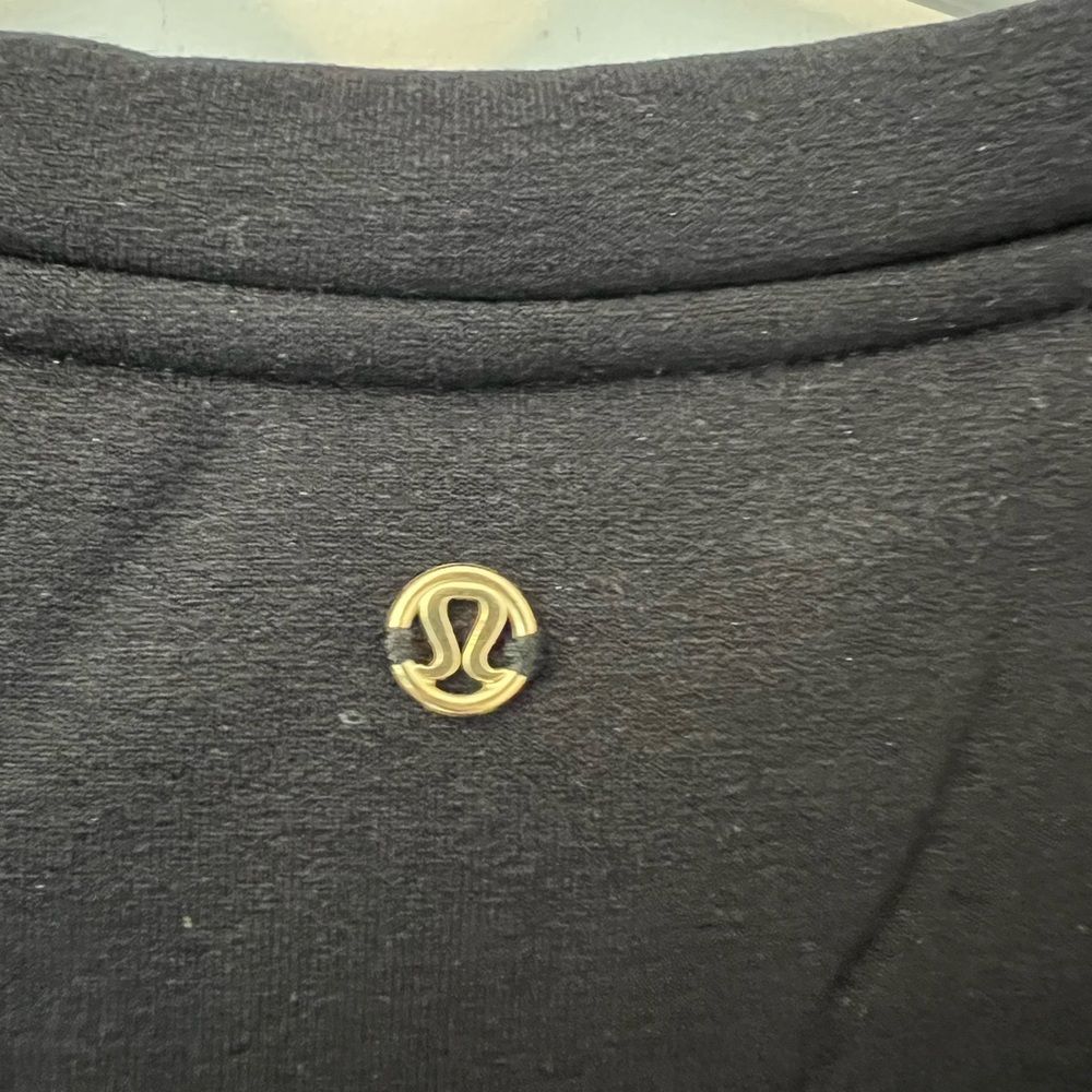 Lululemon heavy fleece top - Picture 3 of 6